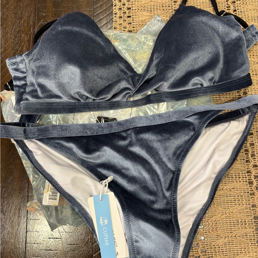 Cupshe Women's Velvet Bikini Set - Dark Gray
